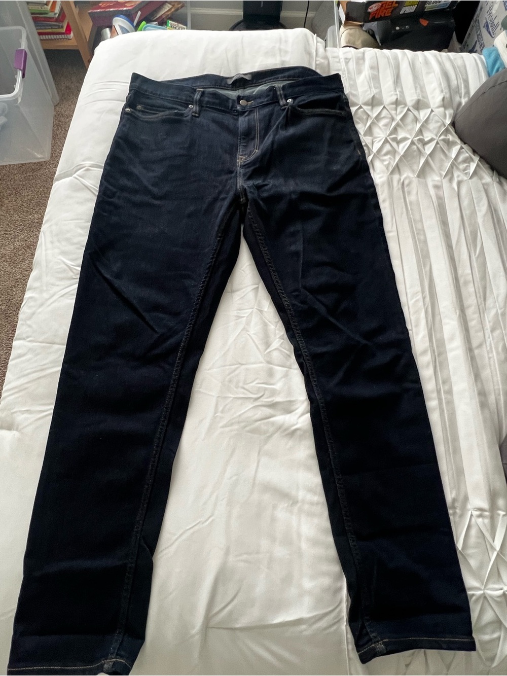 Banana Republic Men’s Travel Slim Straight Navy Jeans 36x30